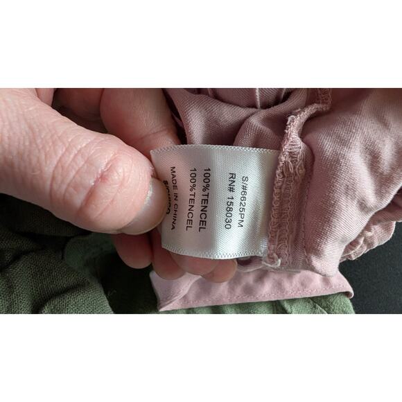 Love Tree Women's Shorts Bundle Sz Small Elastic Waist Drawstring Pockets Linen - Picture 7 of 9